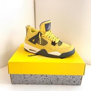 Sz 6.5Y Nike Air Jordan 4 Retro GS Lightning Tour 2021 Yellow Dark Blue Grey Box